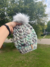 Load image into Gallery viewer, LUXURY*ADULT- Hand-Dyed 100% Merino Wool Knit Hat- Sifton Toque