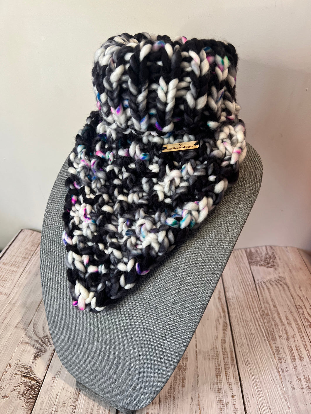 Riverlands Bandana Cowl - 100% Wool